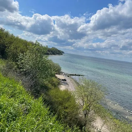 Redewischer Str.8 * ボルテンハーゲン